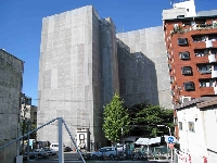 施工中
